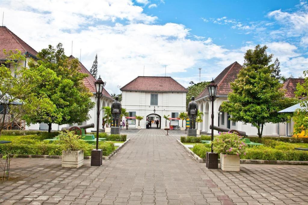 All Nite & Day Hotel Yogyakarta - Gejayan Exterior photo